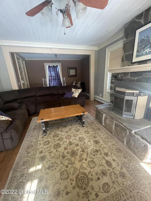 571 W Lykers Rd, Sprakers, NY 12166 photo 9