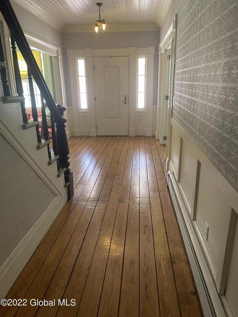 571 W Lykers Rd, Sprakers, NY 12166 photo 3