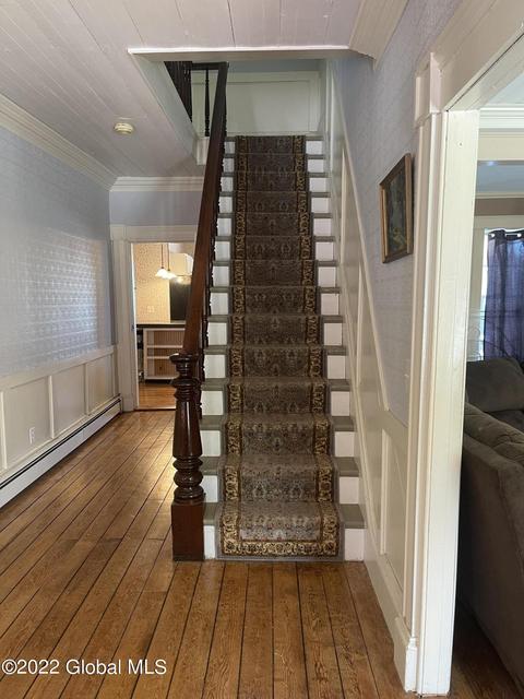 571 W Lykers Rd, Sprakers, NY 12166 photo 2