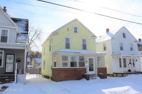 36 Chiswell St, Schenectady, NY 12304 photo 3