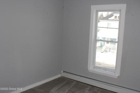 36 Chiswell St, Schenectady, NY 12304 photo 29