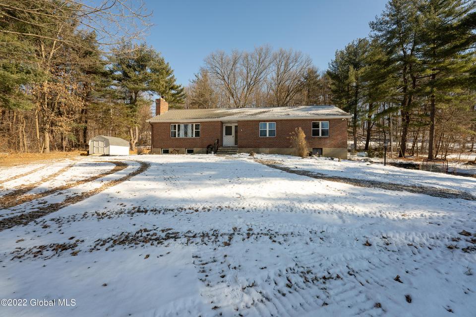 9 Neuhart Ln, Schodack, NY 12033 50 Photos MLS 202211986 Movoto