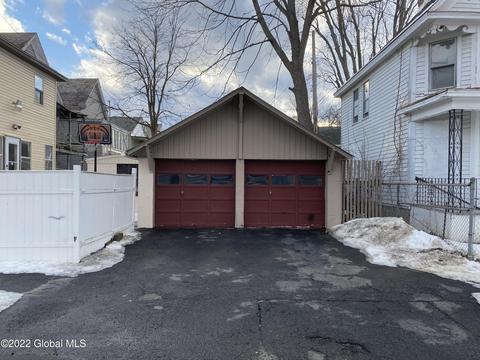 95 Division St, Schenectady, NY 12304 photo 4