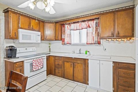 225 Fifteenth St, Schenectady, NY 12306 photo 11