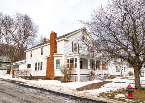 202 Elm St, Cobleskill, NY 12043 photo 2