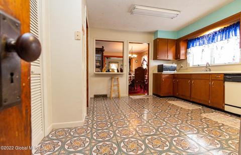 202 Elm St, Cobleskill, NY 12043 photo 6
