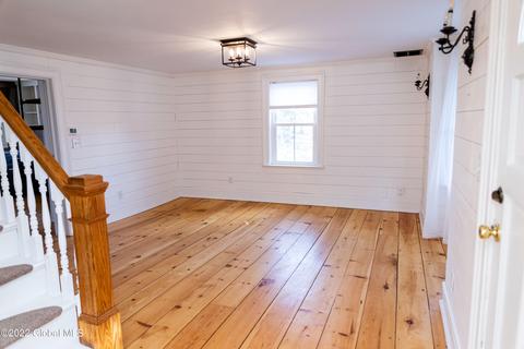 1139 Krumkill Rd, Slingerlands, NY 12159 photo 4