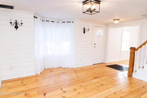 1139 Krumkill Rd, Slingerlands, NY 12159 photo 5