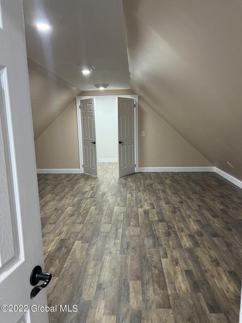 715 Windsor Ter, Schenectady, NY 12308 photo 12