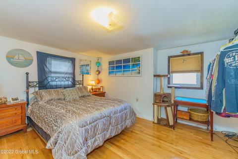 2073 Oaklawn Ave, Schenectady, NY 12306 photo 12