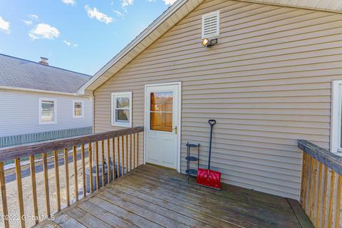2073 Oaklawn Ave, Schenectady, NY 12306 photo 19