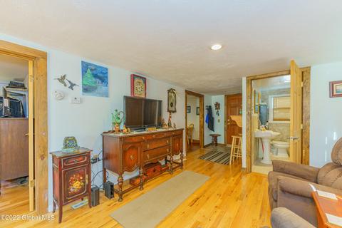 2073 Oaklawn Ave, Schenectady, NY 12306 photo 6