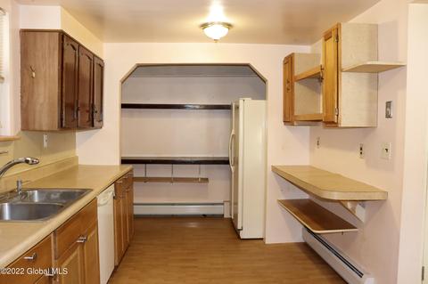 5 Harvard St, Schenectady, NY 12304 photo 9