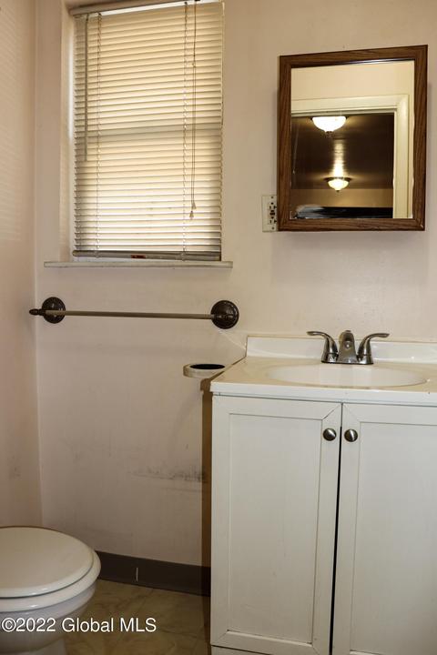 5 Harvard St, Schenectady, NY 12304 photo 7