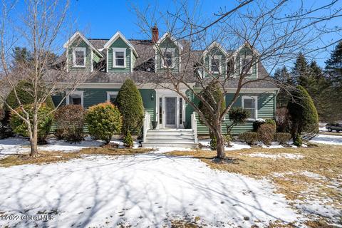 9 Presidential Dr, Kinderhook, NY 12106 photo 2