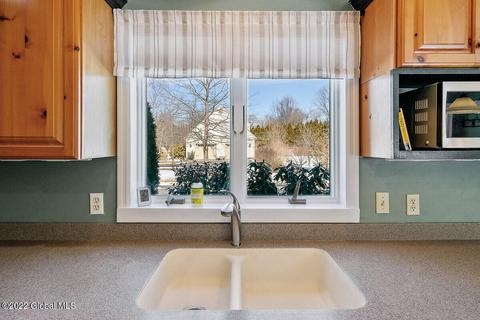 9 Presidential Dr, Kinderhook, NY 12106 photo 30