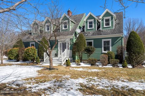 9 Presidential Dr, Kinderhook, NY 12106 photo 3
