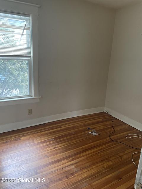 1040 Keyes Ave, Schenectady, NY 12309 photo 5