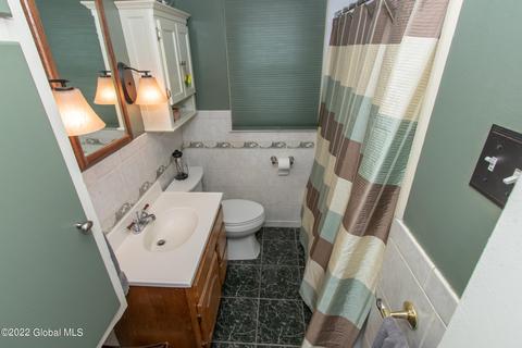 3252 Mcdonald Ave, Schenectady, NY 12304 photo 19
