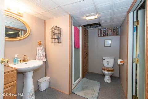 3252 Mcdonald Ave, Schenectady, NY 12304 photo 25