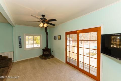 27 Werner Rd, Halfmoon, NY 12065 photo 10