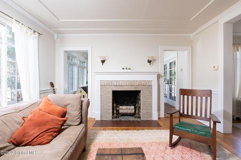 11 Pinedale Ave, Delmar, NY 12054 photo 7
