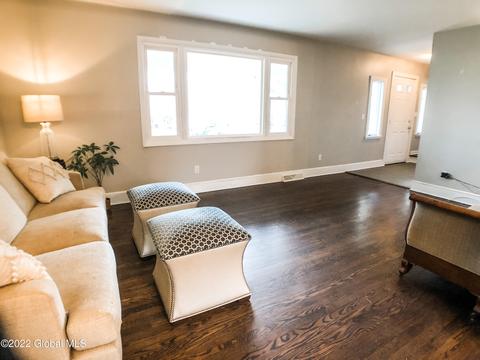 125 E Poplar Dr, Delmar, NY 12054 photo 8