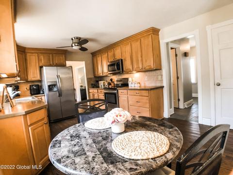 125 E Poplar Dr, Delmar, NY 12054 photo 13