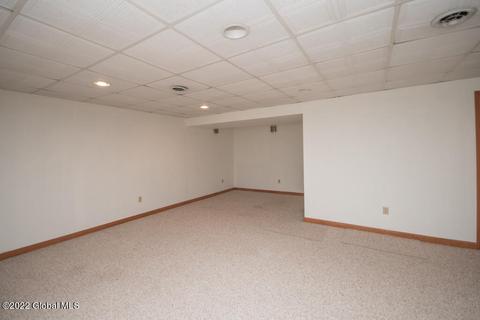 7 Generals Way, Halfmoon, NY 12065 photo 6