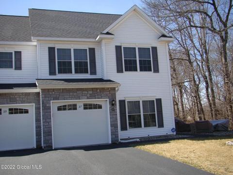 27 Reutter Dr, Selkirk, NY 12158 photo 2