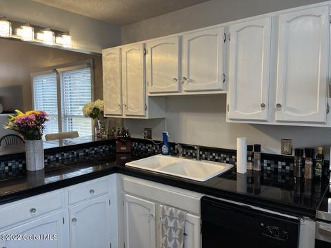 9 Rugby Rd, Slingerlands, NY 12159 photo 9