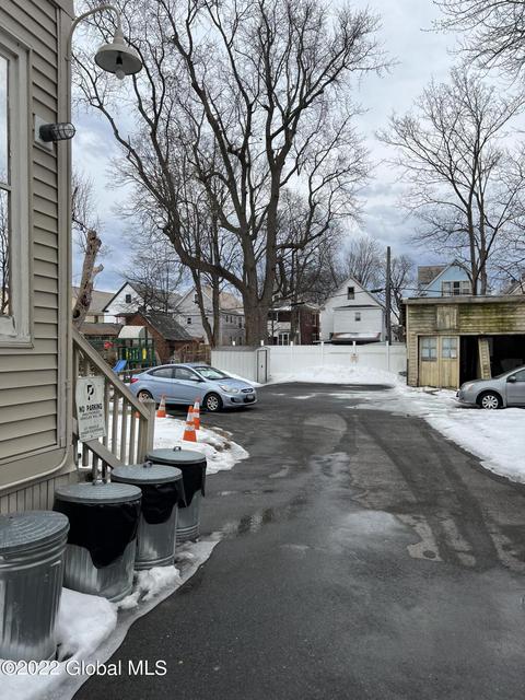 54 Mcclellan St, Schenectady, NY 12304 photo 40