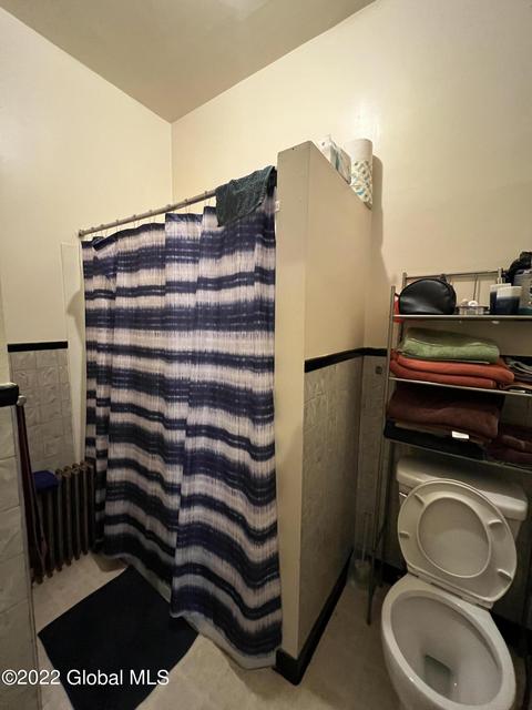 54 Mcclellan St, Schenectady, NY 12304 photo 9