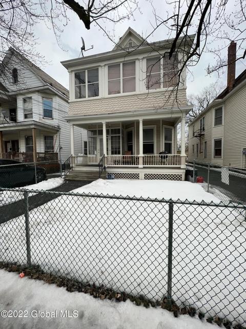 54 Mcclellan St, Schenectady, NY 12304 photo 2