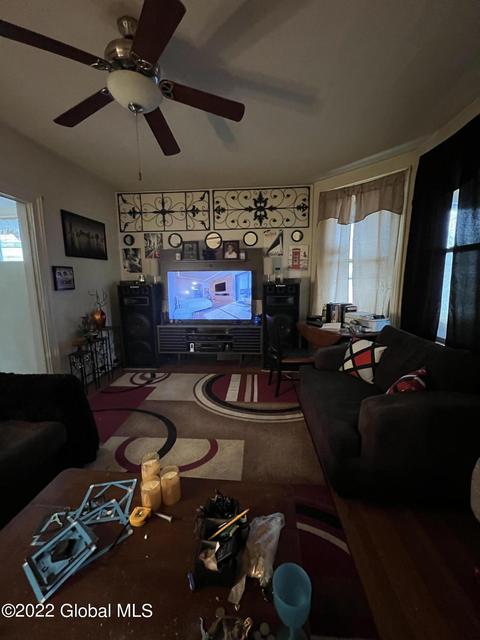 54 Mcclellan St, Schenectady, NY 12304 photo 17