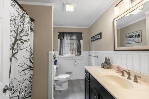 839 Warner Rd, Schenectady, NY 12309 photo 15