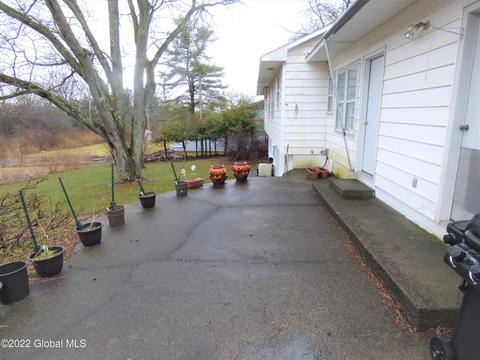 246 Juniper Dr, Schenectady, NY 12306 photo 23