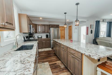 124 Dunlap Rd, Amsterdam, NY 12010 photo 9
