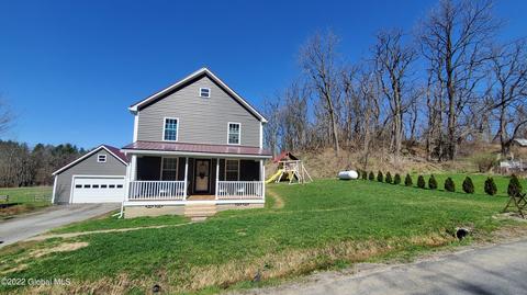 124 Dunlap Rd, Amsterdam, NY 12010 photo 2