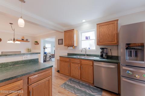 111 9th St, Saratoga Springs, NY 12866 photo 19