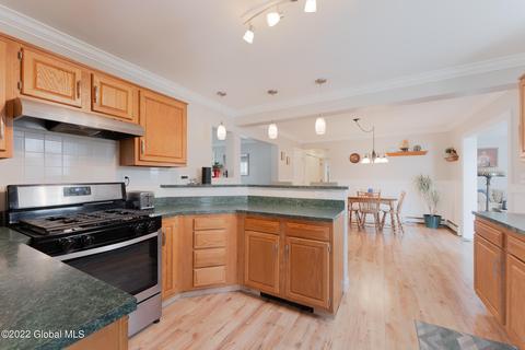 111 9th St, Saratoga Springs, NY 12866 photo 16