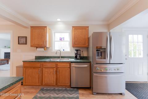 111 9th St, Saratoga Springs, NY 12866 photo 20