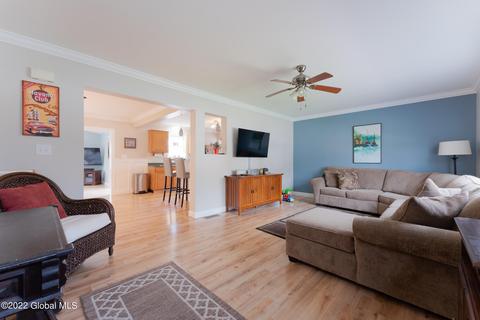 111 9th St, Saratoga Springs, NY 12866 photo 8