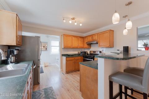 111 9th St, Saratoga Springs, NY 12866 photo 18