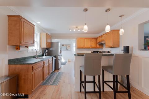 111 9th St, Saratoga Springs, NY 12866 photo 17