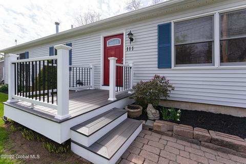 111 9th St, Saratoga Springs, NY 12866 photo 2