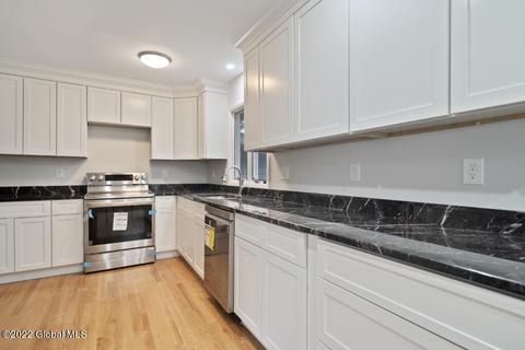169 Corlaer Ave, Schenectady, NY 12304 photo 6