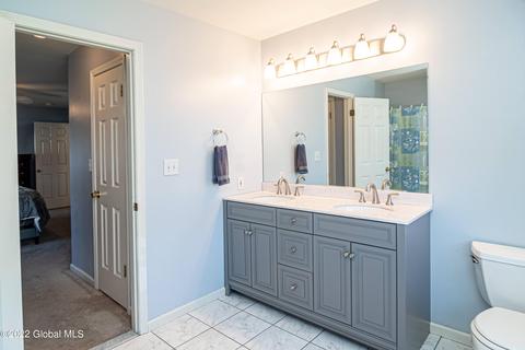 32 Domenico Dr, Glenmont, NY 12077 photo 31