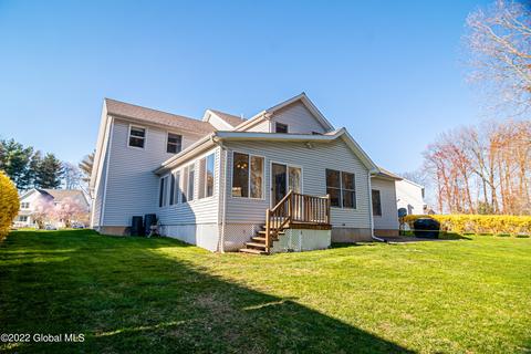 32 Domenico Dr, Glenmont, NY 12077 photo 40