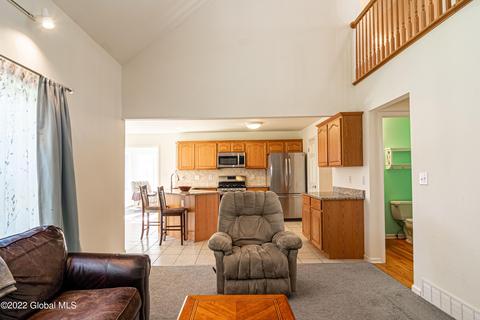 32 Domenico Dr, Glenmont, NY 12077 photo 11